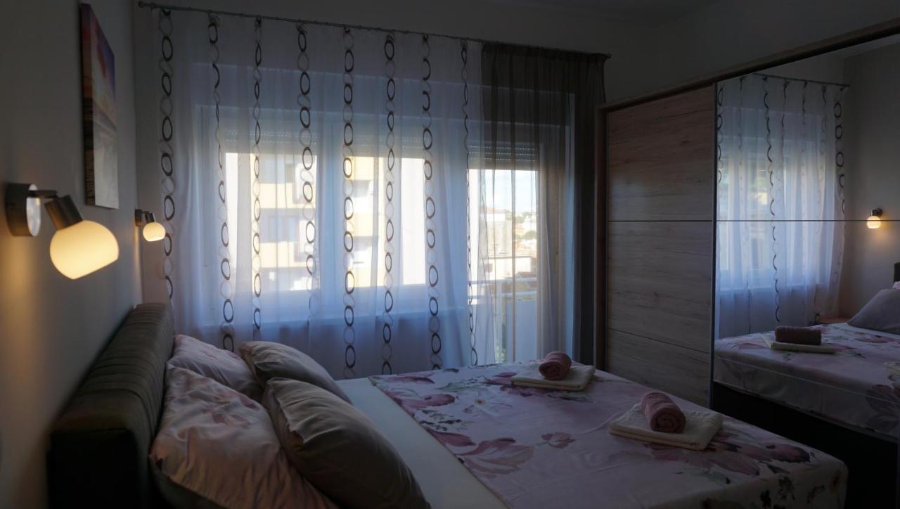 Apartman Luka พูลา ภายนอก รูปภาพ